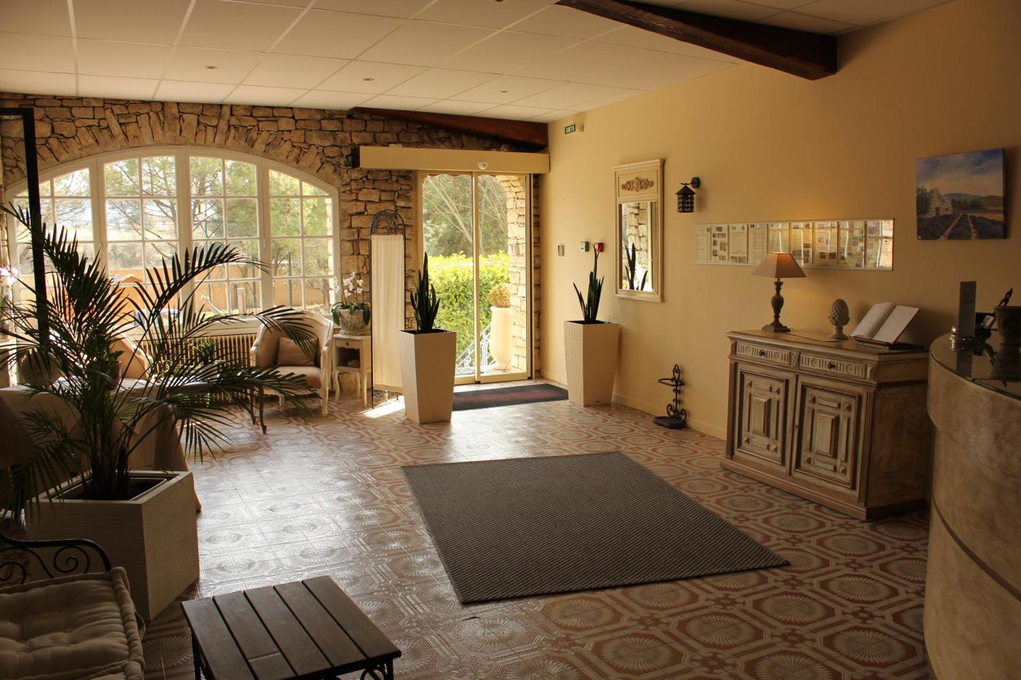 Logis Hotel Le Manoir & Lounge อัพท์ ภายนอก รูปภาพ